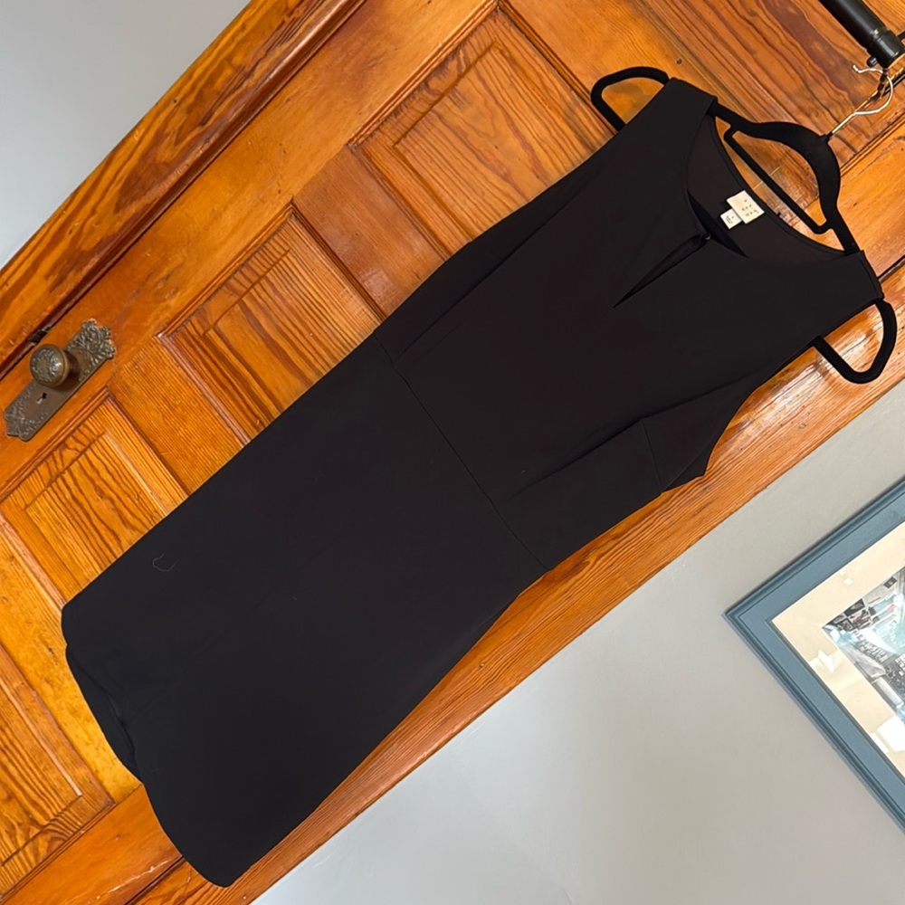 Perfect little black dress for date night!